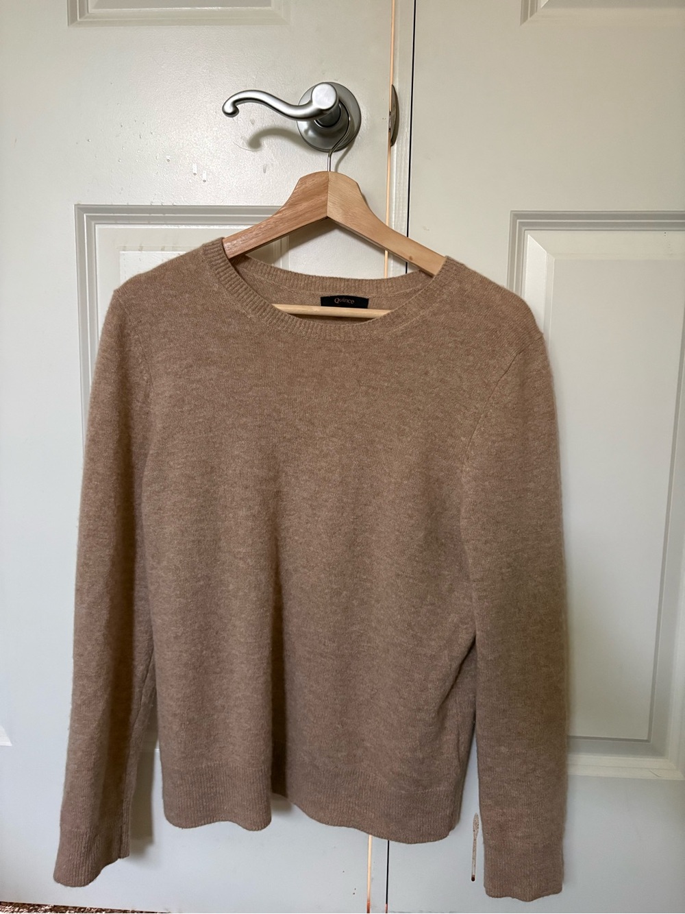 100% Cashmere Crewneck Sweater